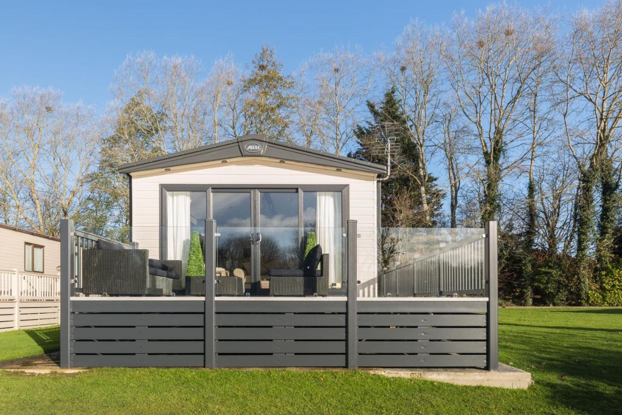 Clearwater South Cerney Exterior foto