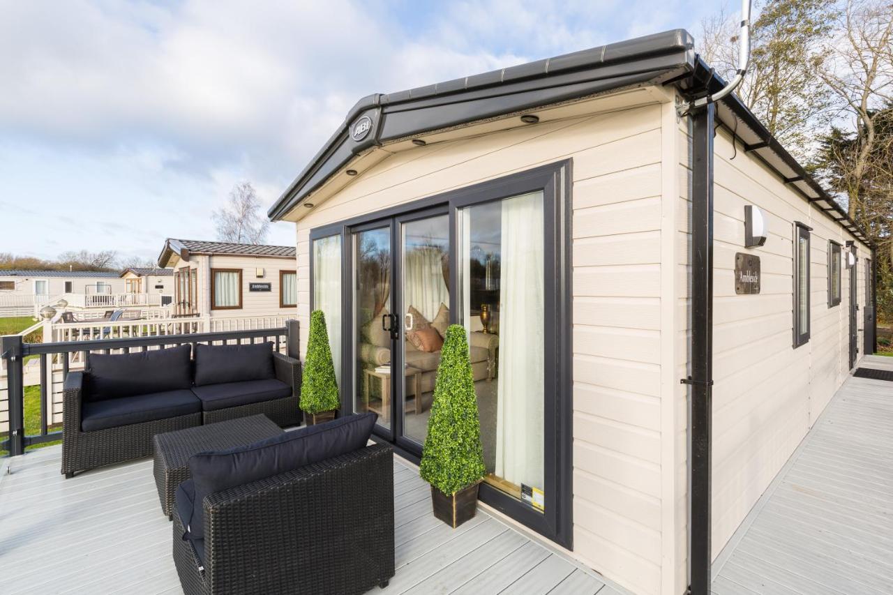 Clearwater South Cerney Exterior foto